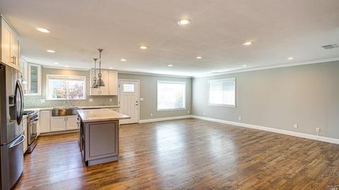 131 Randolph St, Napa, CA 94559 photo 3