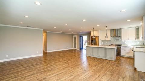 131 Randolph St, Napa, CA 94559 photo 6