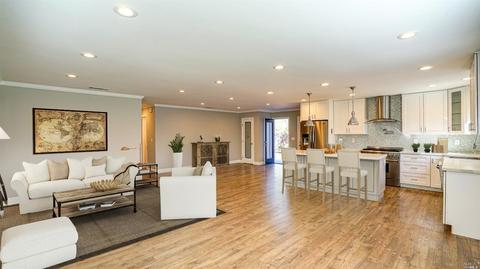 131 Randolph St, Napa, CA 94559 photo 4