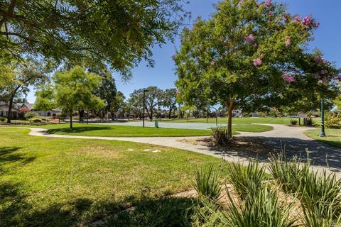 8400 Trione Cir, Windsor, CA 95492 photo 32