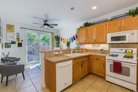 8400 Trione Cir, Windsor, CA 95492 photo 10