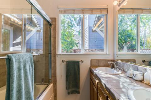 8400 Trione Cir, Windsor, CA 95492 photo 18