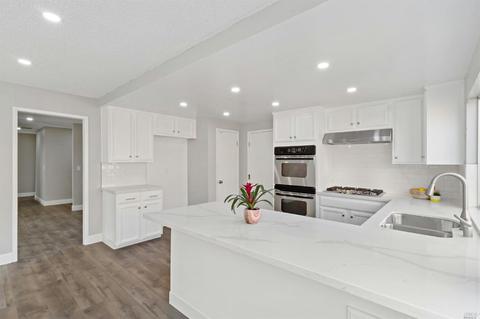 129 Picadilly Cir, Vallejo, CA 94591 photo 6