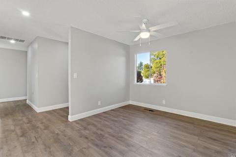 129 Picadilly Cir, Vallejo, CA 94591 photo 14