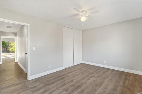 129 Picadilly Cir, Vallejo, CA 94591 photo 25