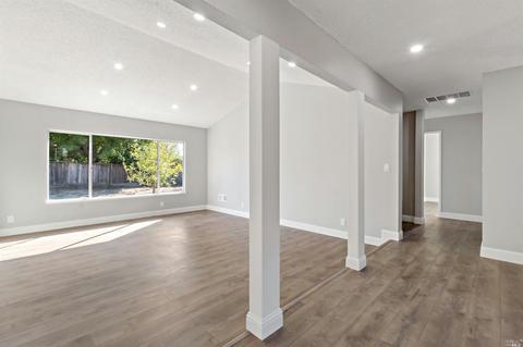 129 Picadilly Cir, Vallejo, CA 94591 photo 12