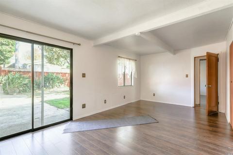 360 Pueblo Way, Vallejo, CA 94591 photo 23