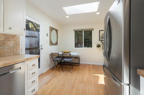 335 Cascade Dr, Fairfax, CA 94930 photo 11