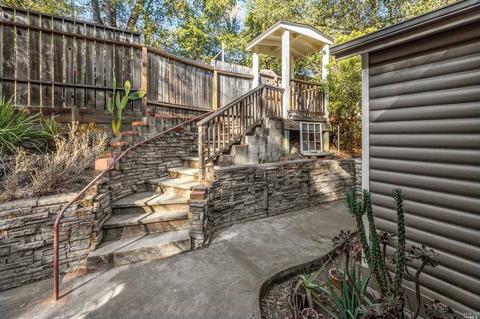 11 Pine Dr, Fairfax, CA 94930 photo 2