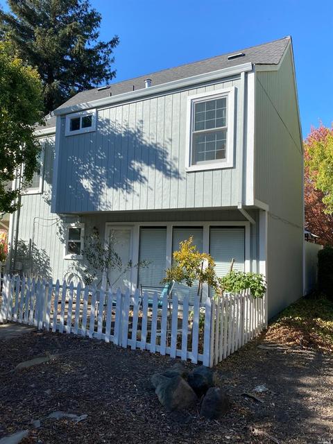 8236 Windmill Farms Dr, Cotati, CA 94931 photo 1
