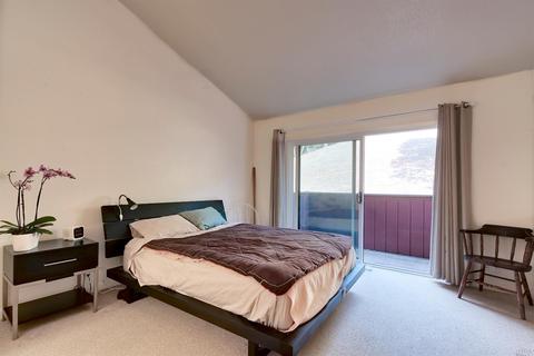 26 Deuce Ct, Fairfax, CA 94930 photo 18