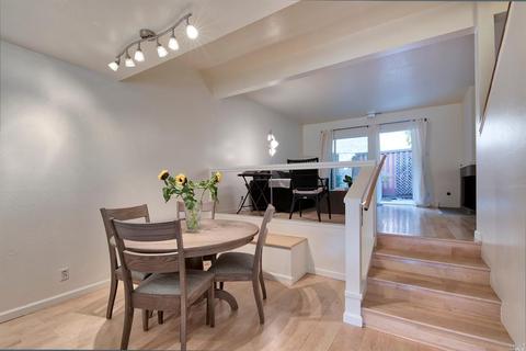 26 Deuce Ct, Fairfax, CA 94930 photo 11