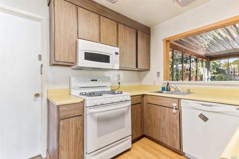 52 Los Cerritos Dr, Vallejo, CA 94589 photo 6