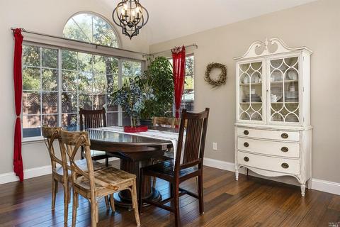 513 Pistachio Pl, Windsor, CA 95492 photo 5