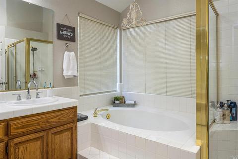 513 Pistachio Pl, Windsor, CA 95492 photo 14