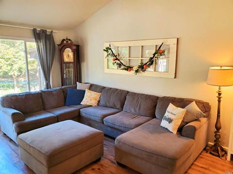 1631 Foothill Pl, Fairfield, CA 94534 photo 15