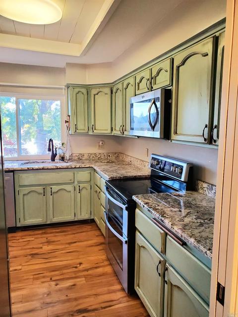 1631 Foothill Pl, Fairfield, CA 94534 photo 8
