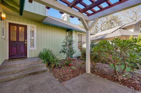 566 Pistachio Pl, Windsor, CA 95492 photo 4