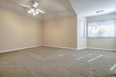 566 Pistachio Pl, Windsor, CA 95492 photo 24