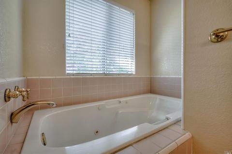 566 Pistachio Pl, Windsor, CA 95492 photo 28