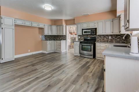 321 Pecan St, Vallejo, CA 94589 photo 10