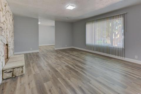 321 Pecan St, Vallejo, CA 94589 photo 4