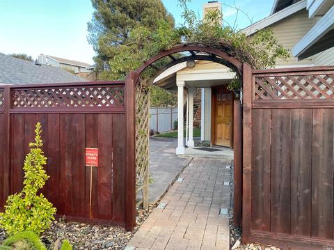 138 Nalisty Dr, Vallejo, CA 94590 photo 3