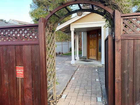 138 Nalisty Dr, Vallejo, CA 94590 photo 4