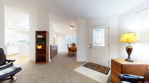 1022 Maple Dr, Windsor, CA 95492 photo 3