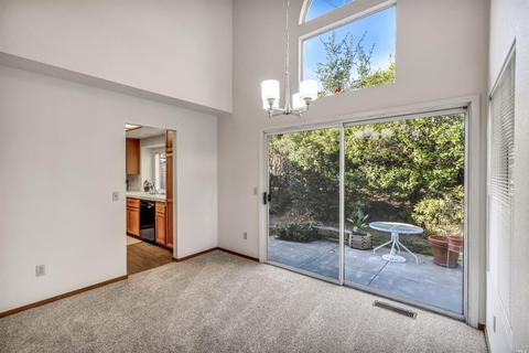 573 Monaco Cir, Cloverdale, CA 95425 photo 14