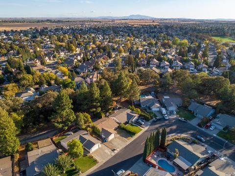 314 Edwin Dr, Vacaville, CA 95687 photo 43