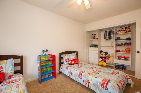314 Edwin Dr, Vacaville, CA 95687 photo 21