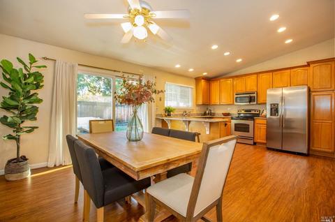 314 Edwin Dr, Vacaville, CA 95687 photo 12