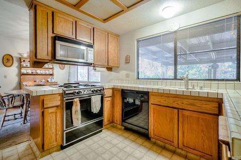 183 Barrio Way, Windsor, CA 95492 photo 14