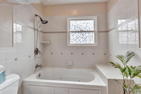 23 Winslow Ave, Vallejo, CA 94590 photo 24