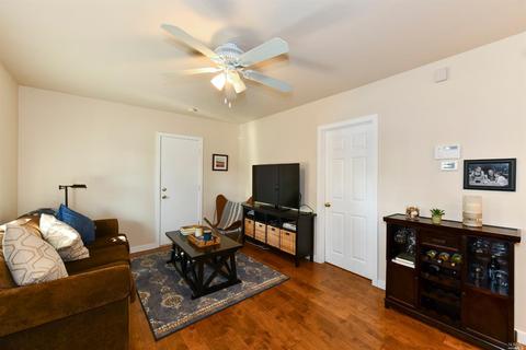 2126 1st St, Napa, CA 94559 photo 5