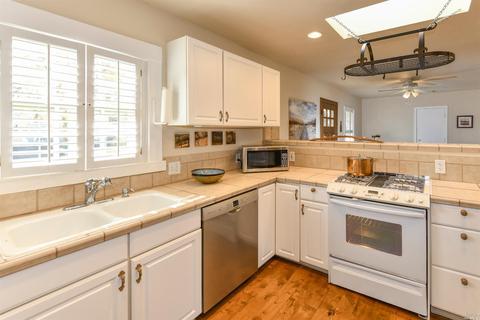 2126 1st St, Napa, CA 94559 photo 12