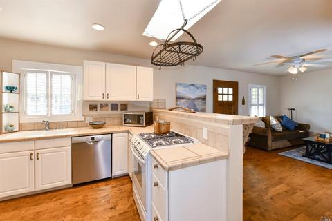 2126 1st St, Napa, CA 94559 photo 10