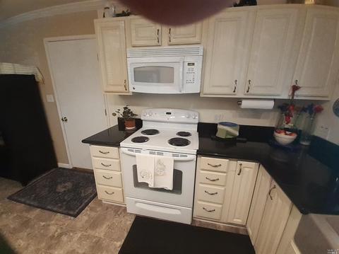 712 E Atlantic Ave, Fairfield, CA 94533 photo 5