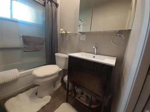 712 E Atlantic Ave, Fairfield, CA 94533 photo 12