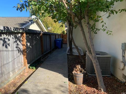 247 Dryden Dr, Vallejo, CA 94591 photo 25