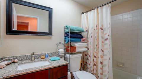 301 Avalon Cir, Vallejo, CA 94589 photo 27
