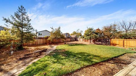 9480 Wellington Cir, Windsor, CA 95492 photo 16