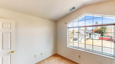 9480 Wellington Cir, Windsor, CA 95492 photo 12