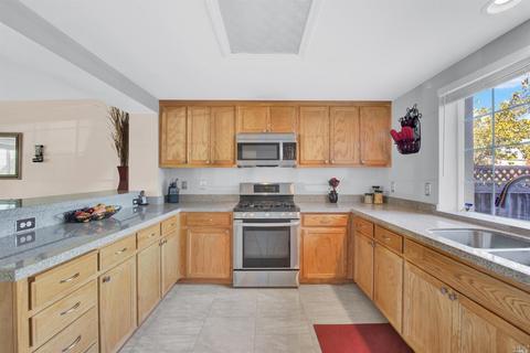 814 Daniels Ave, Vallejo, CA 94590 photo 15