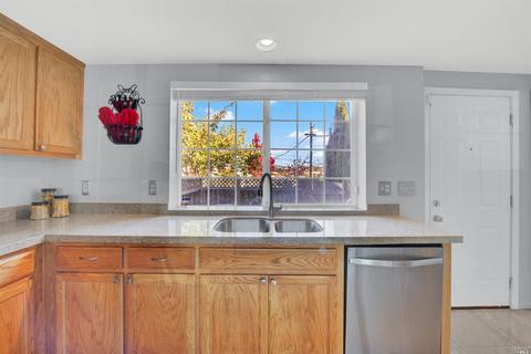 814 Daniels Ave, Vallejo, CA 94590 photo 18