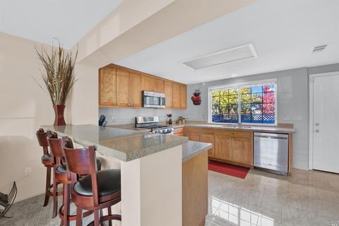 814 Daniels Ave, Vallejo, CA 94590 photo 13
