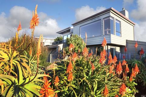 870 Seaeagle Loop, Bodega Bay, CA 94923 photo 3