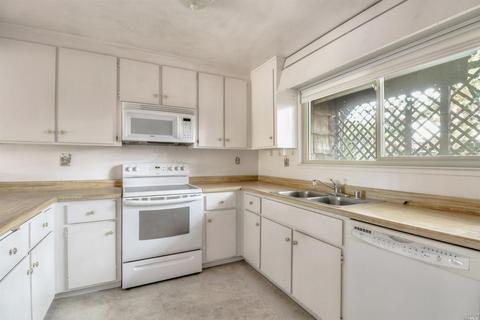 7960 Sunflower Dr, Cotati, CA 94931 photo 13