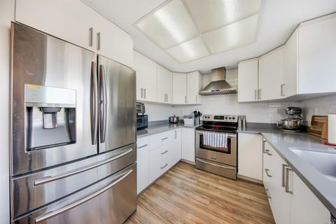 336 Barcelona St, Vallejo, CA 94591 photo 13